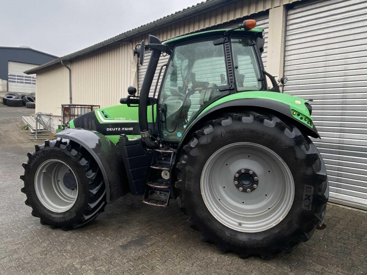 Deutz-Fahr 6190 Agrotron TTV - Traktors: foto 3 Deutz-Fahr 6190 Agrotron TTV - Traktors: foto 3