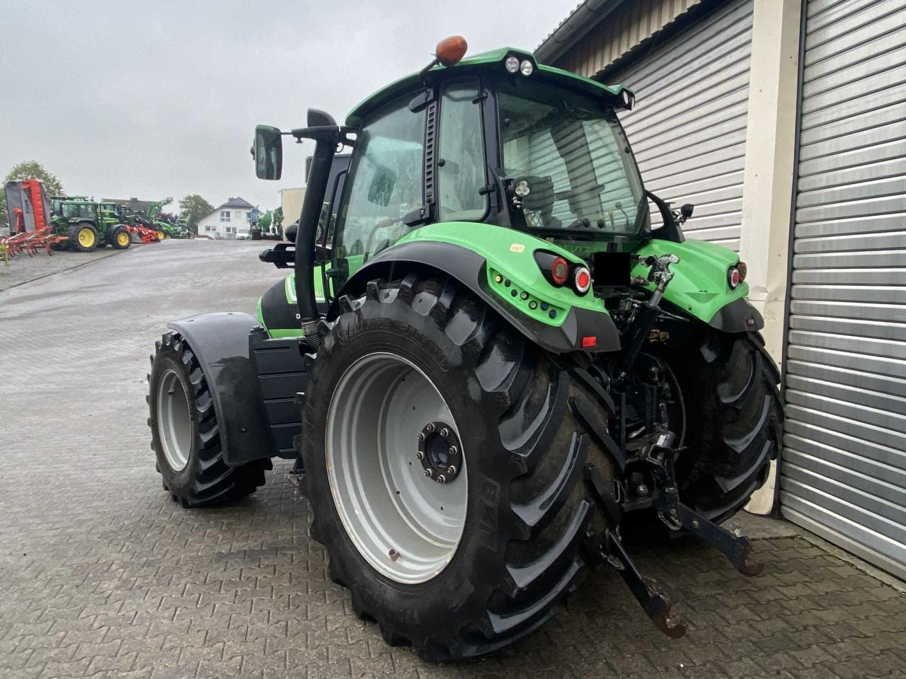 Deutz-Fahr 6190 Agrotron TTV - Traktors: foto 4 Deutz-Fahr 6190 Agrotron TTV - Traktors: foto 4