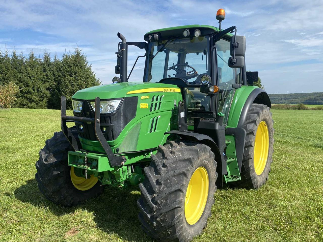 John Deere 6120M - Traktors: foto 2 John Deere 6120M - Traktors: foto 2