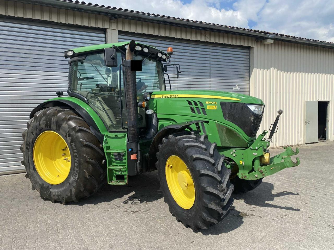 John Deere 6140R - Traktors: foto 1 John Deere 6140R - Traktors: foto 1