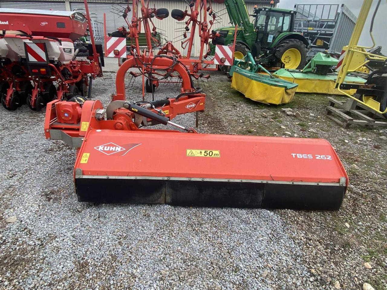 Kuhn TBES 262 - Pļaujmašīna-smalcinātājs: foto 1 Kuhn TBES 262 - Pļaujmašīna-smalcinātājs: foto 1