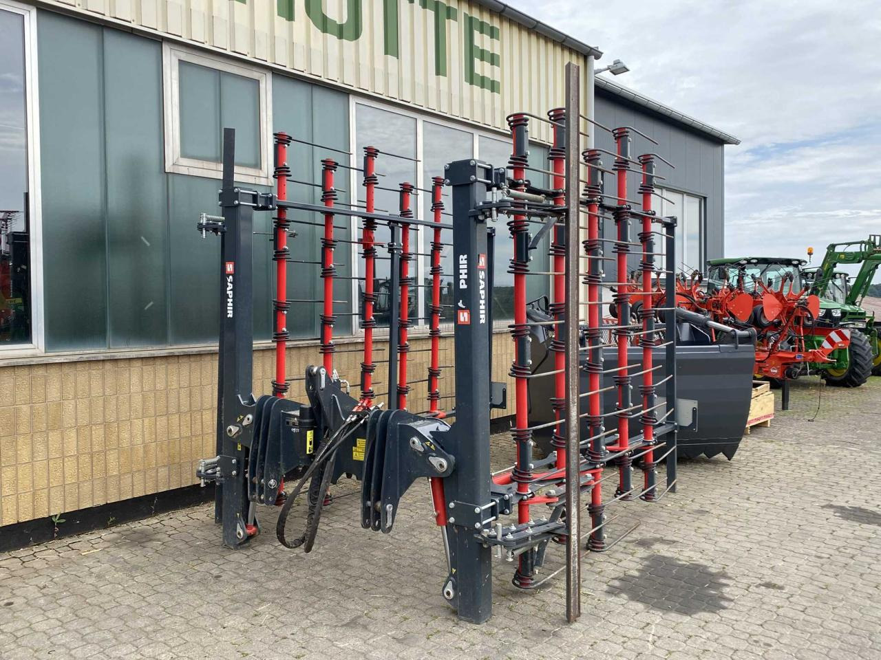 Saphir ClearStar 600 - Atsperzaru ecēšas: foto 5 Saphir ClearStar 600 - Atsperzaru ecēšas: foto 5