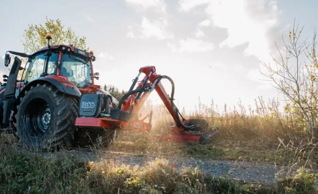 IlsboAT 500 R - Izlices pļaujmašīna: foto 1 IlsboAT 500 R - Izlices pļaujmašīna: foto 1