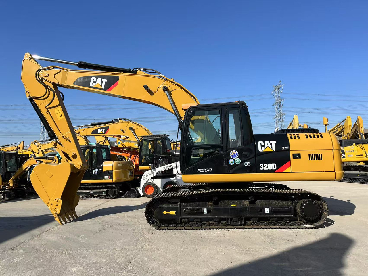 CAT 320D - Kāpurķēžu ekskavators: foto 2 CAT 320D - Kāpurķēžu ekskavators: foto 2