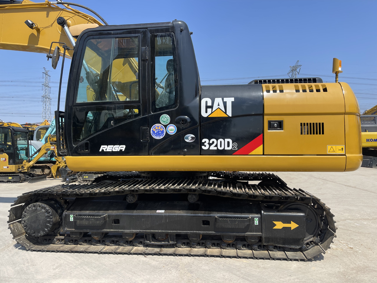 CATERPILLAR CAT 320D - Kāpurķēžu ekskavators: foto 4 CATERPILLAR CAT 320D - Kāpurķēžu ekskavators: foto 4