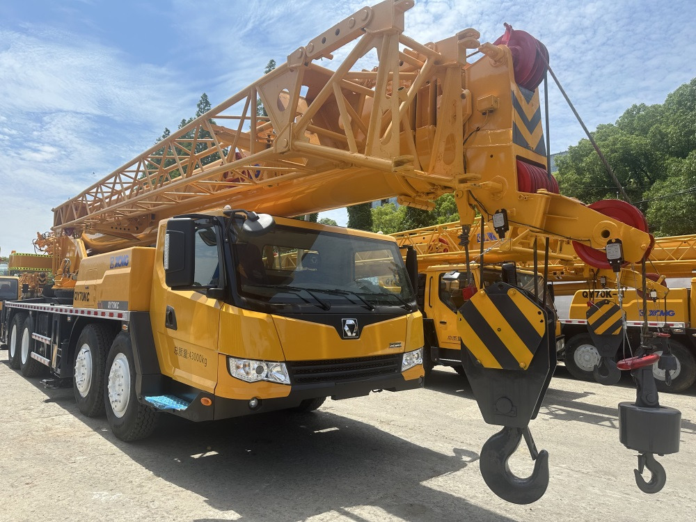 XCMG 70 ton QY70KC XCT75 QY75K QY70KS QY50KC QY100K truck crane - Autoceltnis: foto 1 XCMG 70 ton QY70KC XCT75 QY75K QY70KS QY50KC QY100K truck crane - Autoceltnis: foto 1