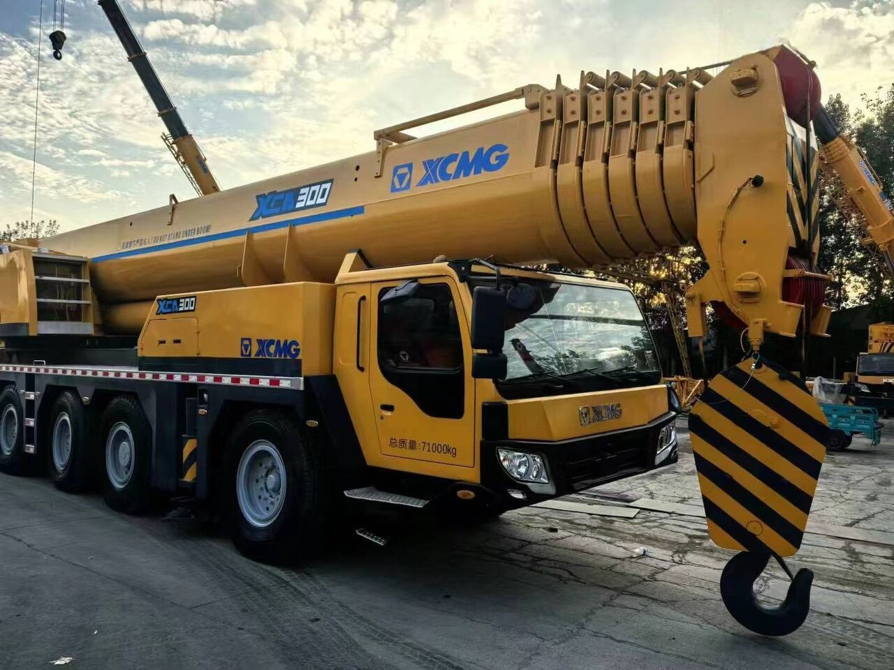 XCMG XCA300 QAY300 QY300K 300Ton Used Mobile Crane - Autoceltnis: foto 2 XCMG XCA300 QAY300 QY300K 300Ton Used Mobile Crane - Autoceltnis: foto 2