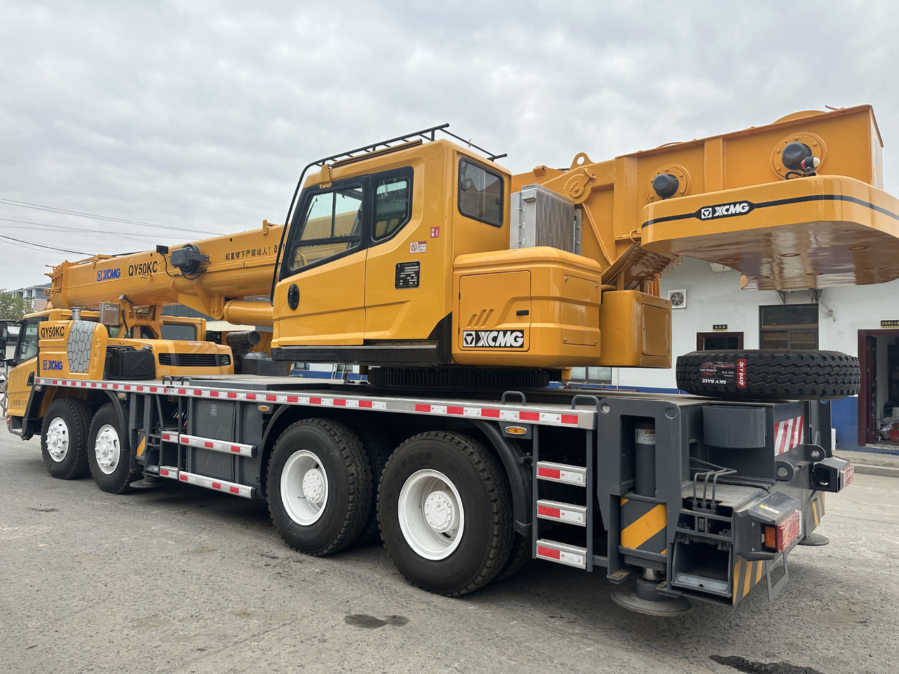 XCMG qy50kc xct55 qy55kc 50ton 55 ton 70 ton 85 ton 90 ton 100 ton 110 ton 130 ton truck crane - Autoceltnis: foto 3 XCMG qy50kc xct55 qy55kc 50ton 55 ton 70 ton 85 ton 90 ton 100 ton 110 ton 130 ton truck crane - Autoceltnis: foto 3