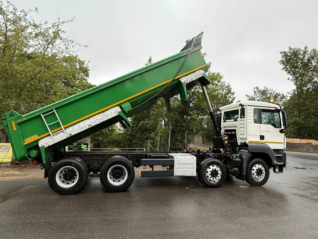 MAN TGS 35.400 8x4 Tipper (XSK) - Kravas automašīna pašizgāzējs: foto 3 MAN TGS 35.400 8x4 Tipper (XSK) - Kravas automašīna pašizgāzējs: foto 3