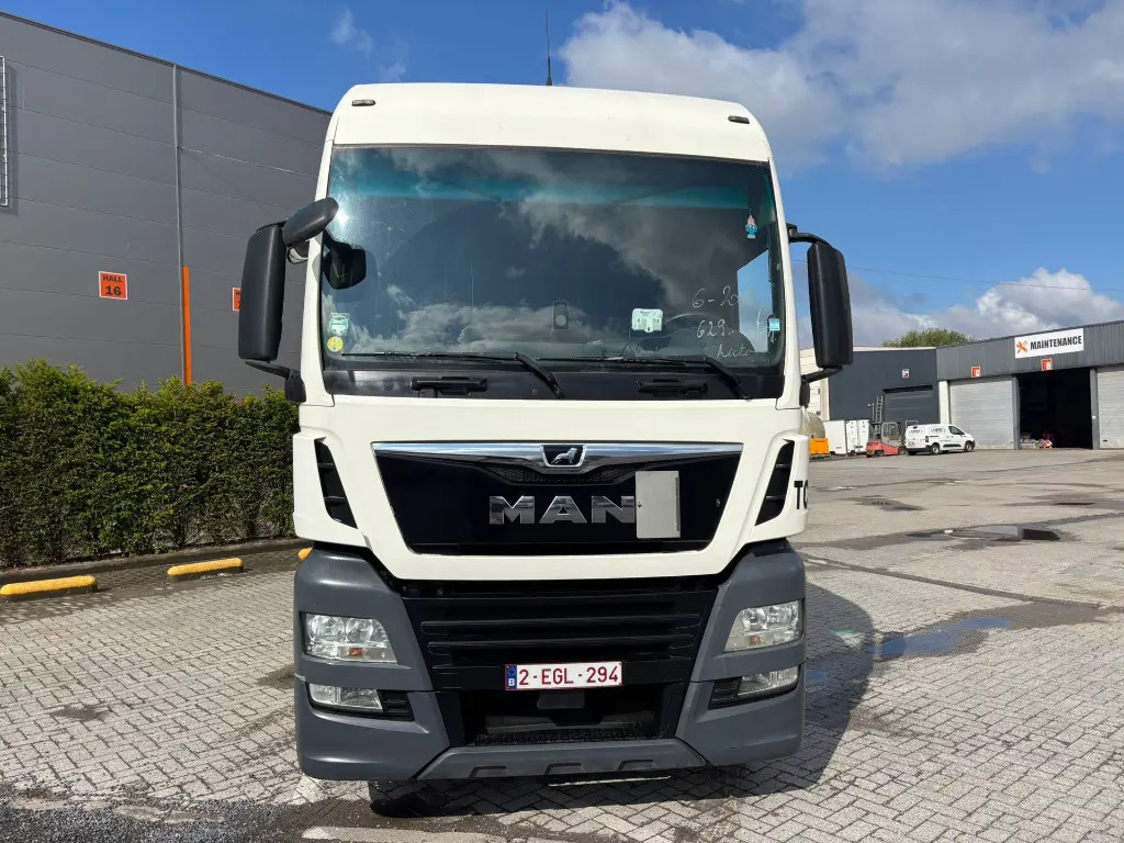 MAN TGX 18.460 XXL - Vilcējs: foto 3 MAN TGX 18.460 XXL - Vilcējs: foto 3