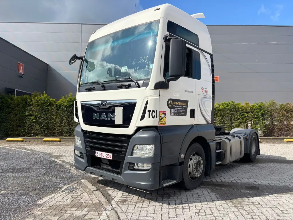 MAN TGX 18.460 XXL - Vilcējs: foto 2 MAN TGX 18.460 XXL - Vilcējs: foto 2