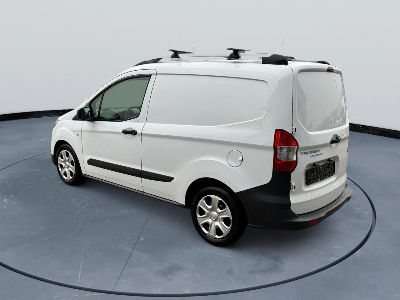 Ford Transit Courier | Klimaanlage, Flexsitz - Mazs furgons: foto 4 Ford Transit Courier | Klimaanlage, Flexsitz - Mazs furgons: foto 4