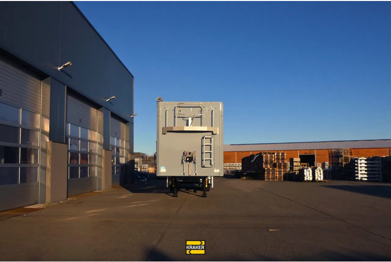 Kraker K-Force 92m3 6/8/10mm floor multiple in stock quick delivery - Puspiekabe kustīgās grīdas: foto 2 Kraker K-Force 92m3 6/8/10mm floor multiple in stock quick delivery - Puspiekabe kustīgās grīdas: foto 2