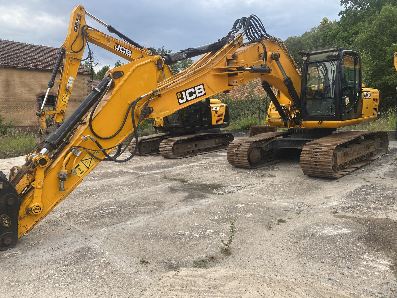 JCB JS 210 - Kāpurķēžu ekskavators: foto 3 JCB JS 210 - Kāpurķēžu ekskavators: foto 3