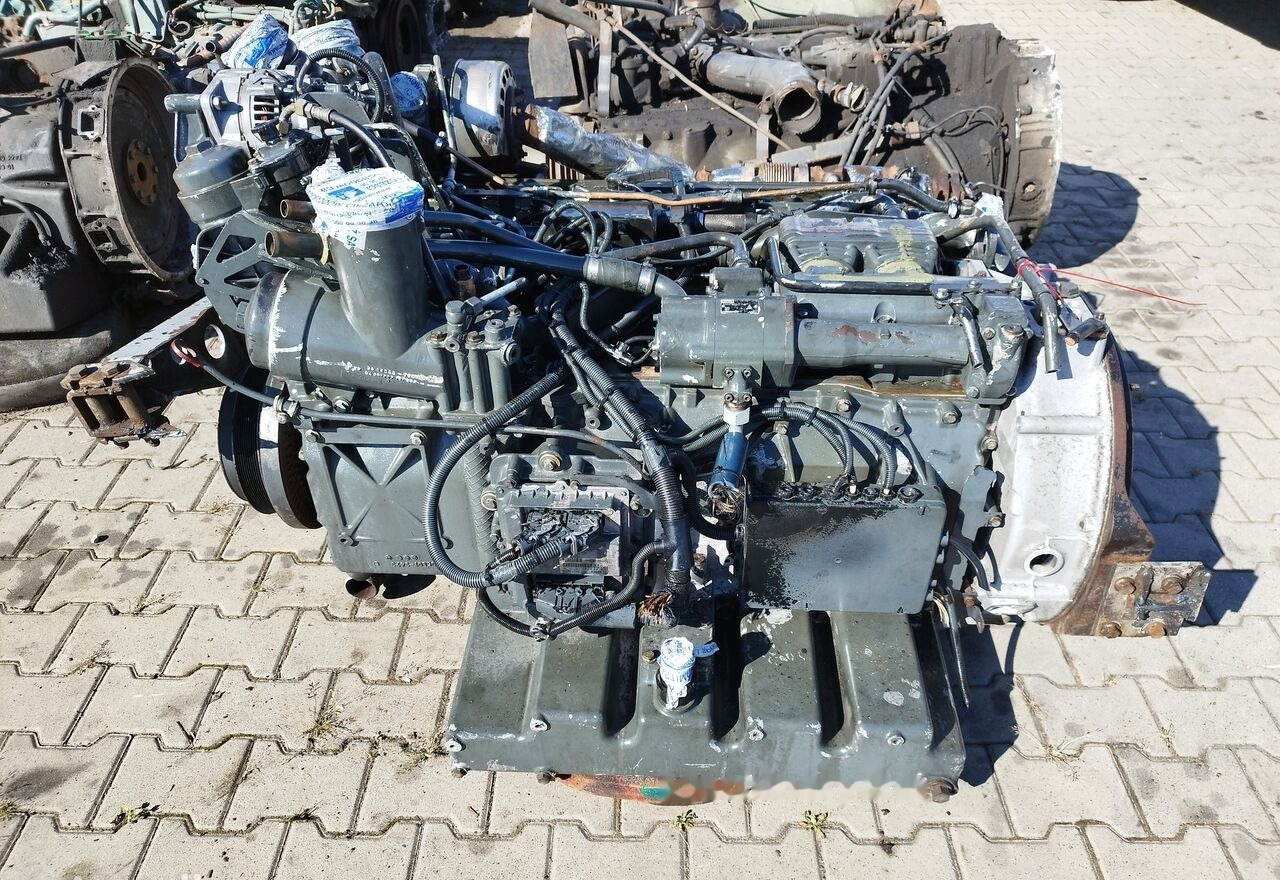 MAN D2066 LUH12 MAN BUS: Neoplan, Lions City, Lionґs Regio, Lions Coach - Dzinējs - Autobuss: foto 4 MAN D2066 LUH12 MAN BUS: Neoplan, Lions City, Lionґs Regio, Lions Coach - Dzinējs - Autobuss: foto 4