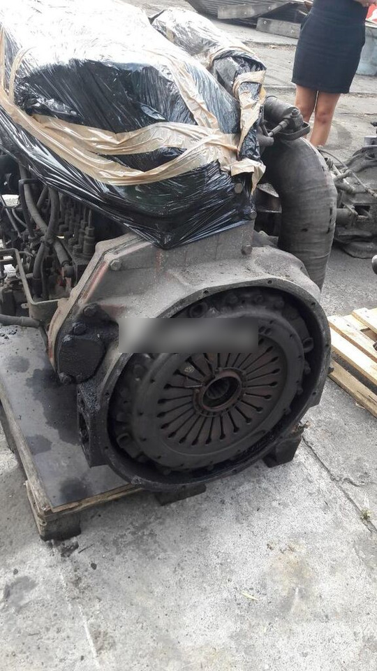 MAN D2866 LOH07 MAN Neoplan Transliner - Dzinējs - Autobuss: foto 3 MAN D2866 LOH07 MAN Neoplan Transliner - Dzinējs - Autobuss: foto 3