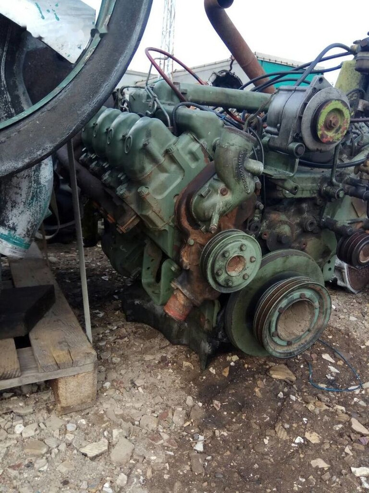 OM 422 V8 BiTurbo Mercedes-Benz - Dzinējs - Kravas automašīna: foto 2 OM 422 V8 BiTurbo Mercedes-Benz - Dzinējs - Kravas automašīna: foto 2