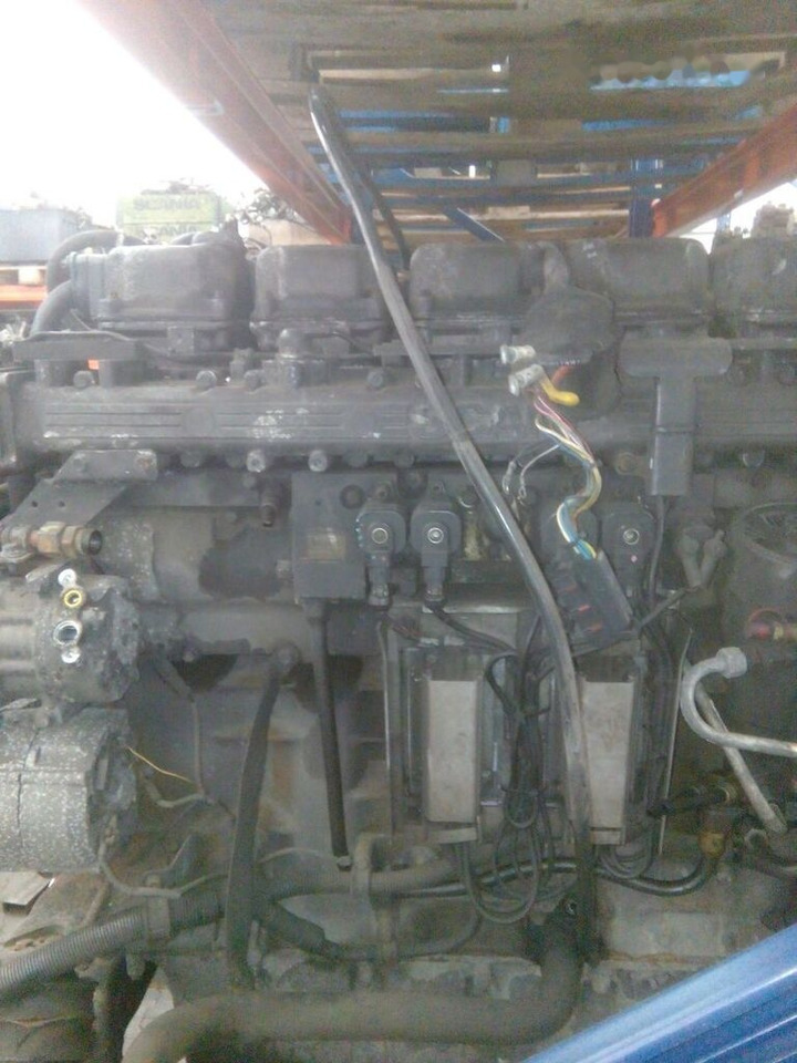 Scania HPI 420 DC1203 Scania 124 - Dzinējs - Kravas automašīna: foto 3 Scania HPI 420 DC1203 Scania 124 - Dzinējs - Kravas automašīna: foto 3