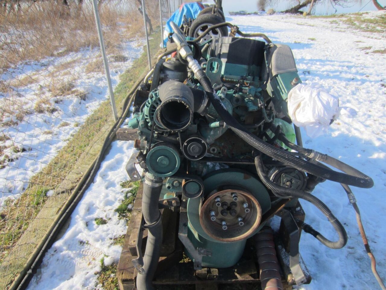 Volvo D7E 240 Volvo FL - Dzinējs - Kravas automašīna: foto 3 Volvo D7E 240 Volvo FL - Dzinējs - Kravas automašīna: foto 3