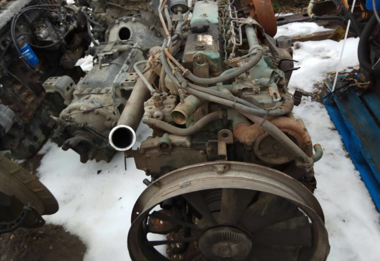 Volvo TD63   Volvo FL6 - Dzinējs - Kravas automašīna: foto 3 Volvo TD63   Volvo FL6 - Dzinējs - Kravas automašīna: foto 3