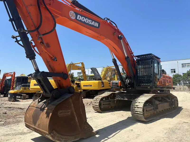 Doosan DX530 - Kāpurķēžu ekskavators: foto 1 Doosan DX530 - Kāpurķēžu ekskavators: foto 1