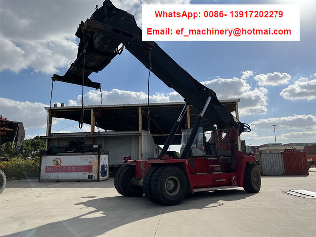 Kalmar DRF450 - Sānu konteineru krāvējs: foto 1 Kalmar DRF450 - Sānu konteineru krāvējs: foto 1