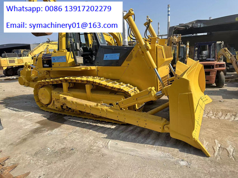 Komatsu D155A-5 - Buldozers: foto 1 Komatsu D155A-5 - Buldozers: foto 1