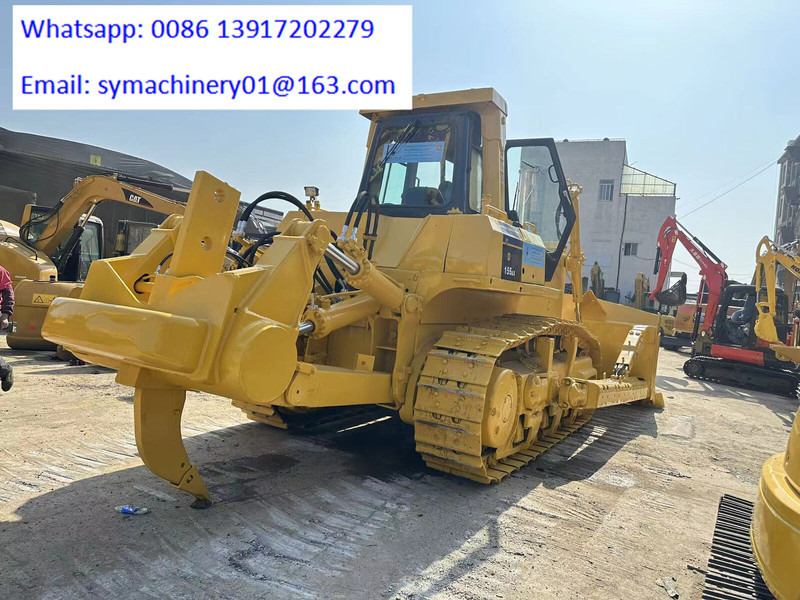 Komatsu D155A-5 - Buldozers: foto 4 Komatsu D155A-5 - Buldozers: foto 4