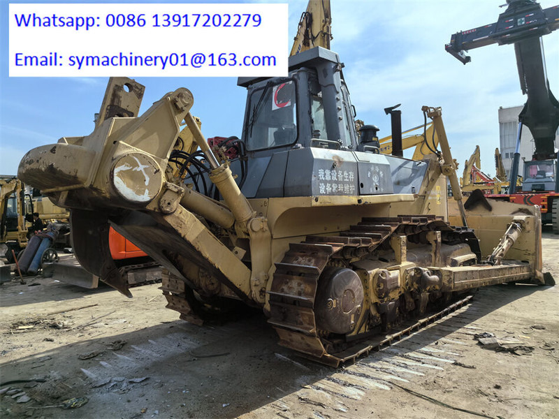 Komatsu D155AX-5 - Buldozers: foto 4 Komatsu D155AX-5 - Buldozers: foto 4
