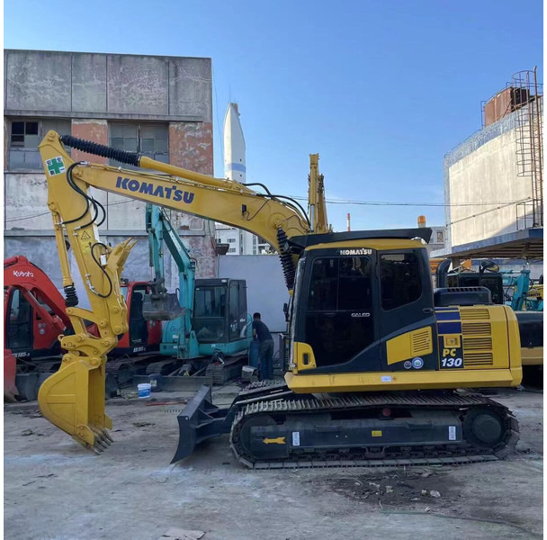 Komatsu PC130 - Kāpurķēžu ekskavators: foto 5 Komatsu PC130 - Kāpurķēžu ekskavators: foto 5