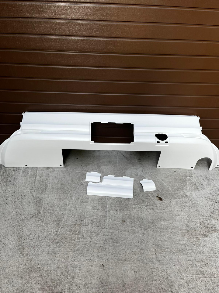 Zderzak tylny środkowy MAN LION'S COACH euro 6 MAN Lions Coach euro 6 - Buferis - Autobuss: foto 1 Zderzak tylny środkowy MAN LION'S COACH euro 6 MAN Lions Coach euro 6 - Buferis - Autobuss: foto 1