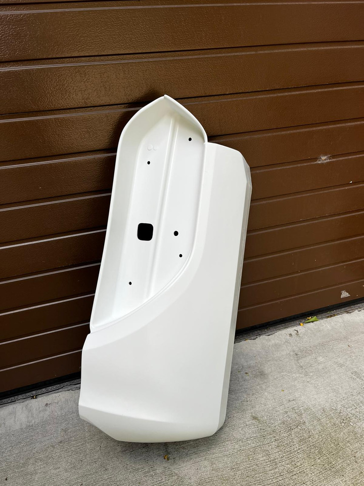 Zderzak, narożnik tylny lewy MAN LION'S COACH euro 6 MAN LION'S COACH euro 6 - Virsbūve un ārpuse - Autobuss: foto 4 Zderzak, narożnik tylny lewy MAN LION'S COACH euro 6 MAN LION'S COACH euro 6 - Virsbūve un ārpuse - Autobuss: foto 4