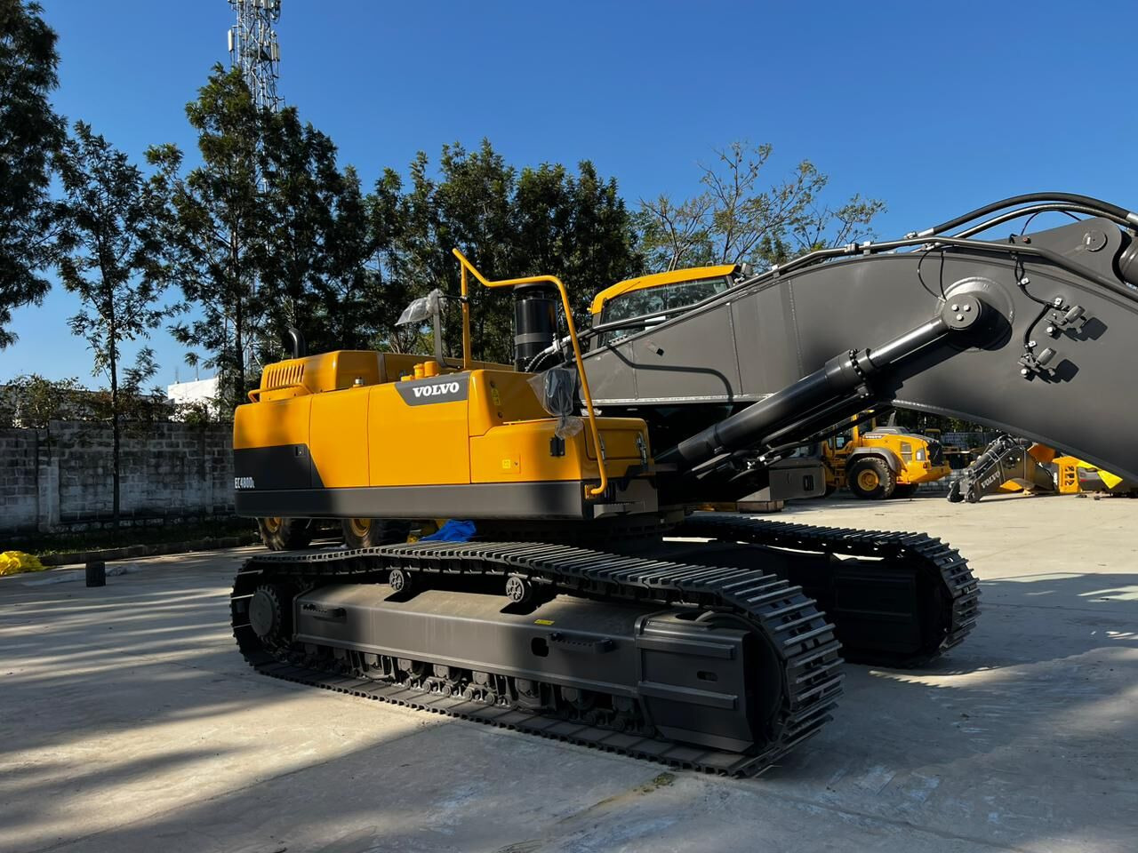 New Volvo EC480DL tracked excavator - Kāpurķēžu ekskavators: foto 3 New Volvo EC480DL tracked excavator - Kāpurķēžu ekskavators: foto 3