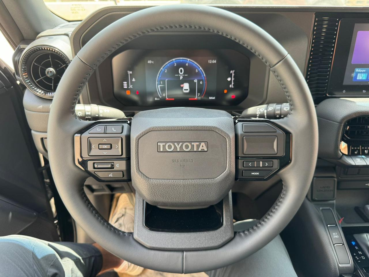 Toyota Prado - Vieglā automašīna: foto 1 Toyota Prado - Vieglā automašīna: foto 1