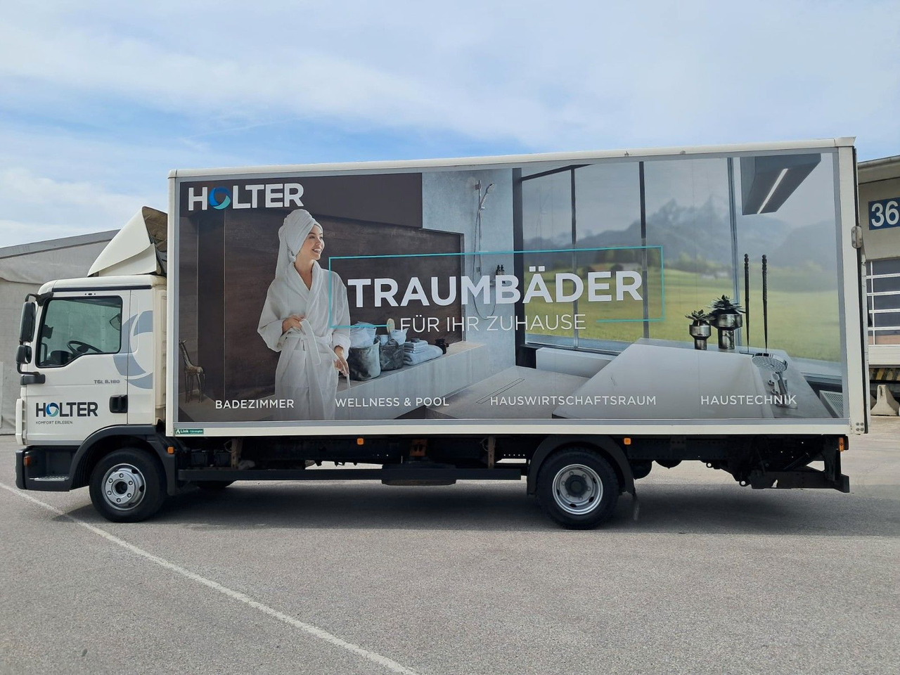 MAN TGL 8.180 Koffer mit LBW | Klima | Diff. | Tempo - Kravas automašīna ar slēgto virsbūvi: foto 3 MAN TGL 8.180 Koffer mit LBW | Klima | Diff. | Tempo - Kravas automašīna ar slēgto virsbūvi: foto 3
