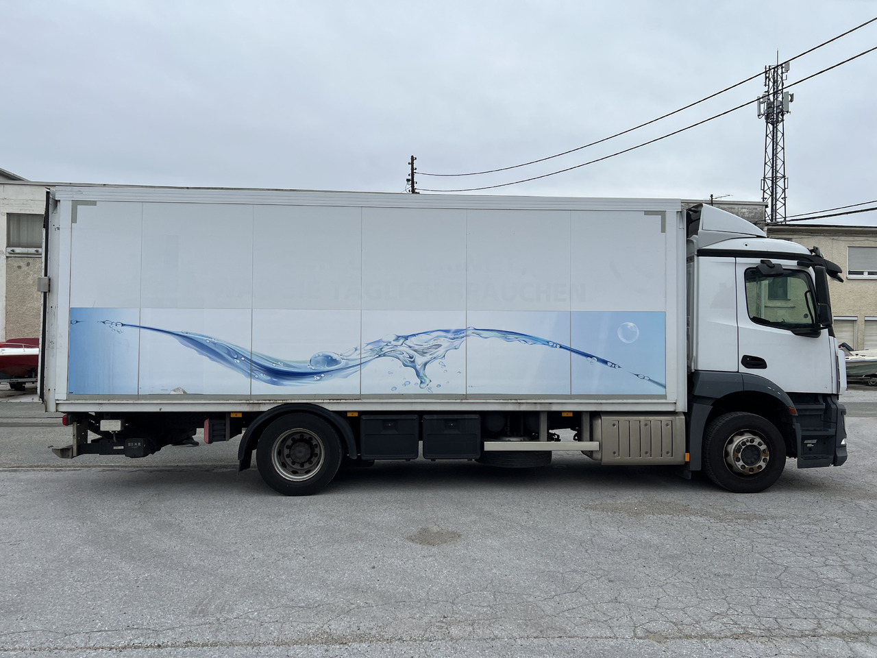 Kravas automašīna dzērienu pārvadāšanai pārvadāšana dzērienu MERCEDES-BENZ ANTOS 18.30 L automatische Seitenladung | LBW | Klima | Tempomat: foto 8