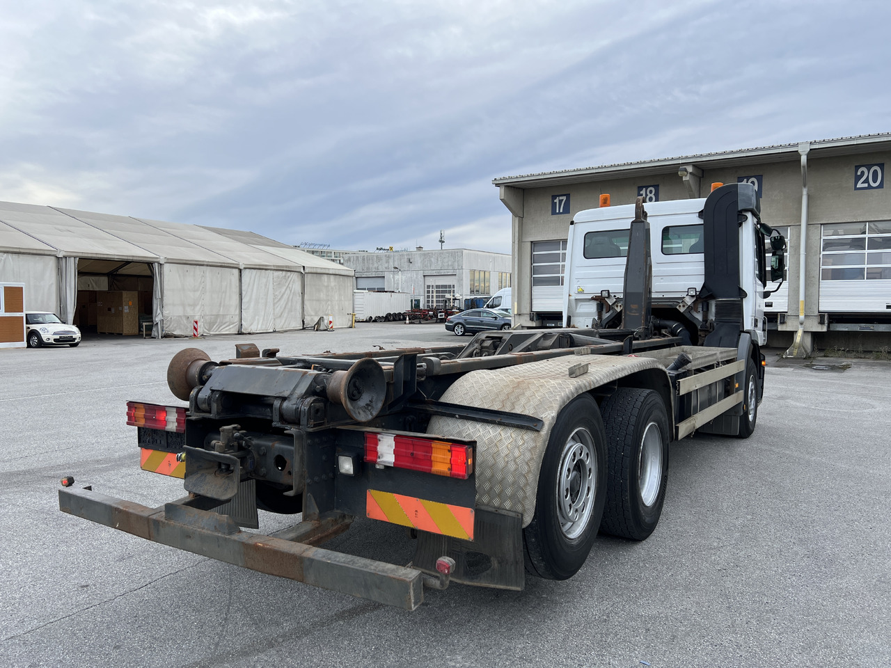 MERCEDES-BENZ Actros 25 41 | Retarder | Kupplung | Differenzial | Liftachse - Pacēlājs ar āķi: foto 4 MERCEDES-BENZ Actros 25 41 | Retarder | Kupplung | Differenzial | Liftachse - Pacēlājs ar āķi: foto 4