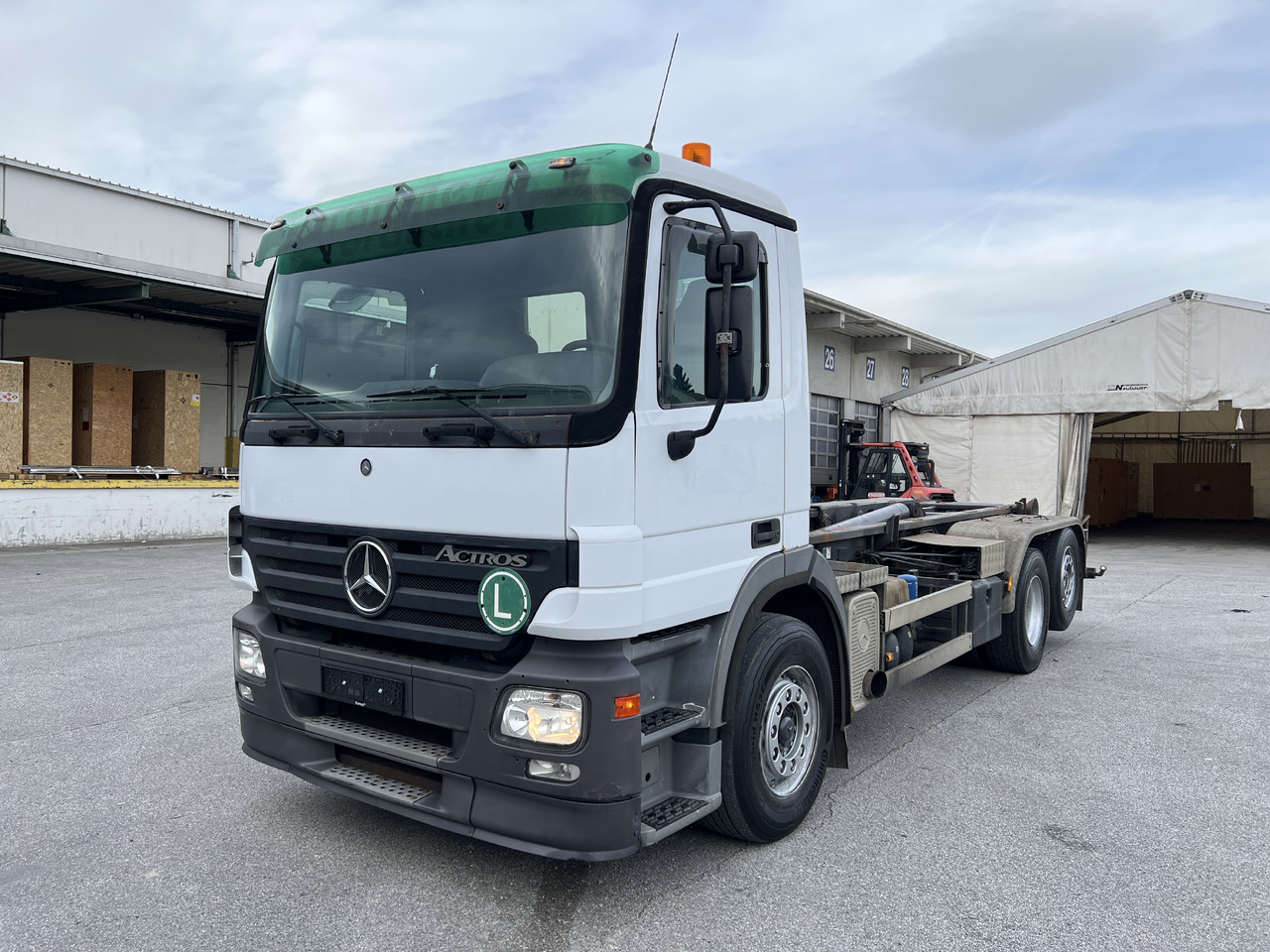 MERCEDES-BENZ Actros 25 41 | Retarder | Kupplung | Differenzial | Liftachse - Pacēlājs ar āķi: foto 1 MERCEDES-BENZ Actros 25 41 | Retarder | Kupplung | Differenzial | Liftachse - Pacēlājs ar āķi: foto 1