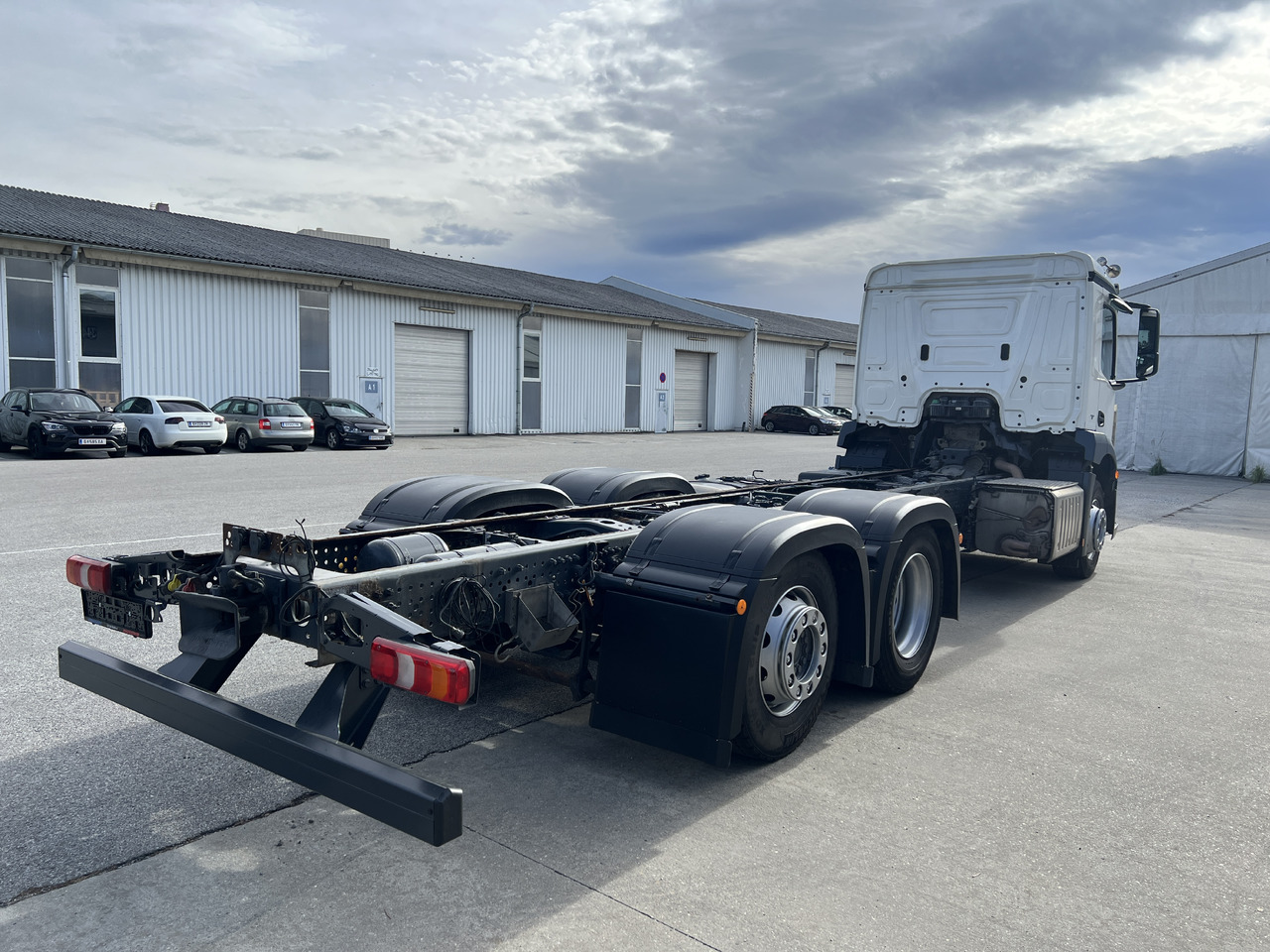 MERCEDES-BENZ Antos 25 40 | Standheizung | Klima | Liftachse - Šasija kravas automašīna: foto 3 MERCEDES-BENZ Antos 25 40 | Standheizung | Klima | Liftachse - Šasija kravas automašīna: foto 3