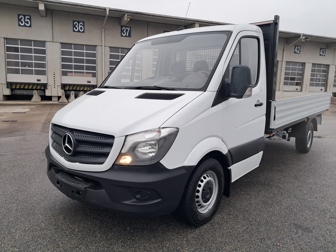 MERCEDES-BENZ Sprinter 316 CDI | 3.5t Anhängelast | Klima | ASR - Automašīna ar kravas platformu: foto 1 MERCEDES-BENZ Sprinter 316 CDI | 3.5t Anhängelast | Klima | ASR - Automašīna ar kravas platformu: foto 1