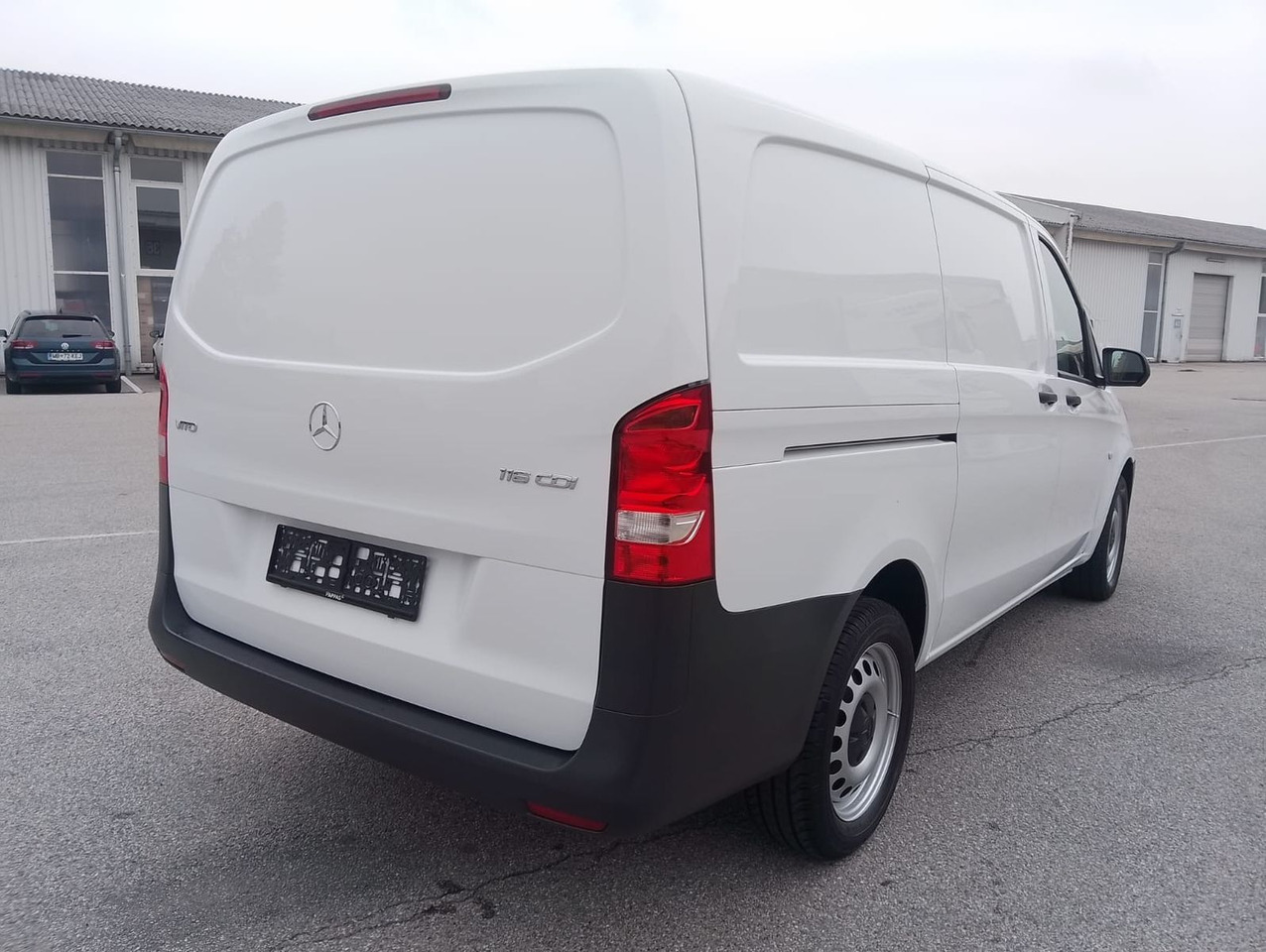 Mercedes-Benz VITO 116 CDI - Kravas mikroautobuss: foto 3 Mercedes-Benz VITO 116 CDI - Kravas mikroautobuss: foto 3