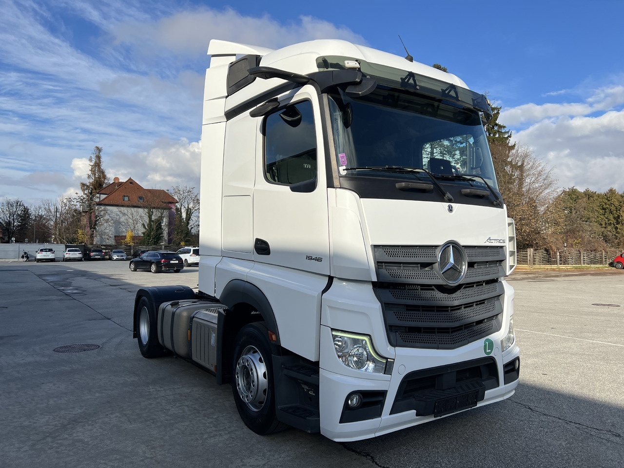 MERCEDES-BENZ Mercedes-Benz Actros 1846 | Standklima | Retarder | Euro 6 - Vilcējs: foto 2 MERCEDES-BENZ Mercedes-Benz Actros 1846 | Standklima | Retarder | Euro 6 - Vilcējs: foto 2