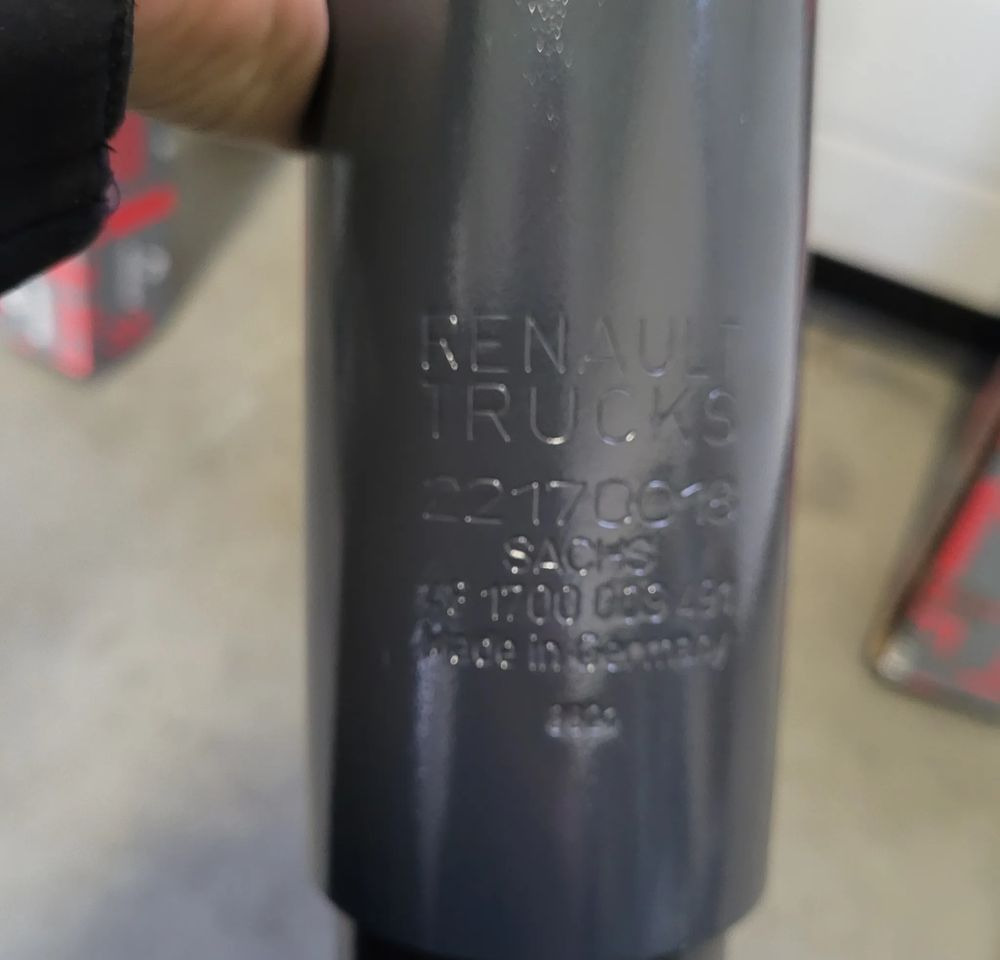 AMORTYZATORY NOWE ORYGINAL RENAULT RANGE T GAMA 742217018 22170016 - Piekare - Kravas automašīna: foto 2 AMORTYZATORY NOWE ORYGINAL RENAULT RANGE T GAMA 742217018 22170016 - Piekare - Kravas automašīna: foto 2