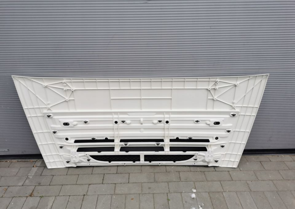 ATRAPA MASKA DAF LF E6. LIFT 82525517 - Motora pārsegs - Kravas automašīna: foto 4 ATRAPA MASKA DAF LF E6. LIFT 82525517 - Motora pārsegs - Kravas automašīna: foto 4