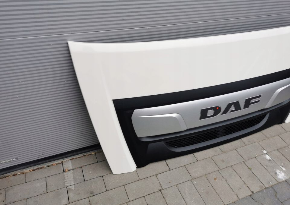 ATRAPA MASKA DAF LF E6. LIFT 82525517 - Motora pārsegs - Kravas automašīna: foto 3 ATRAPA MASKA DAF LF E6. LIFT 82525517 - Motora pārsegs - Kravas automašīna: foto 3