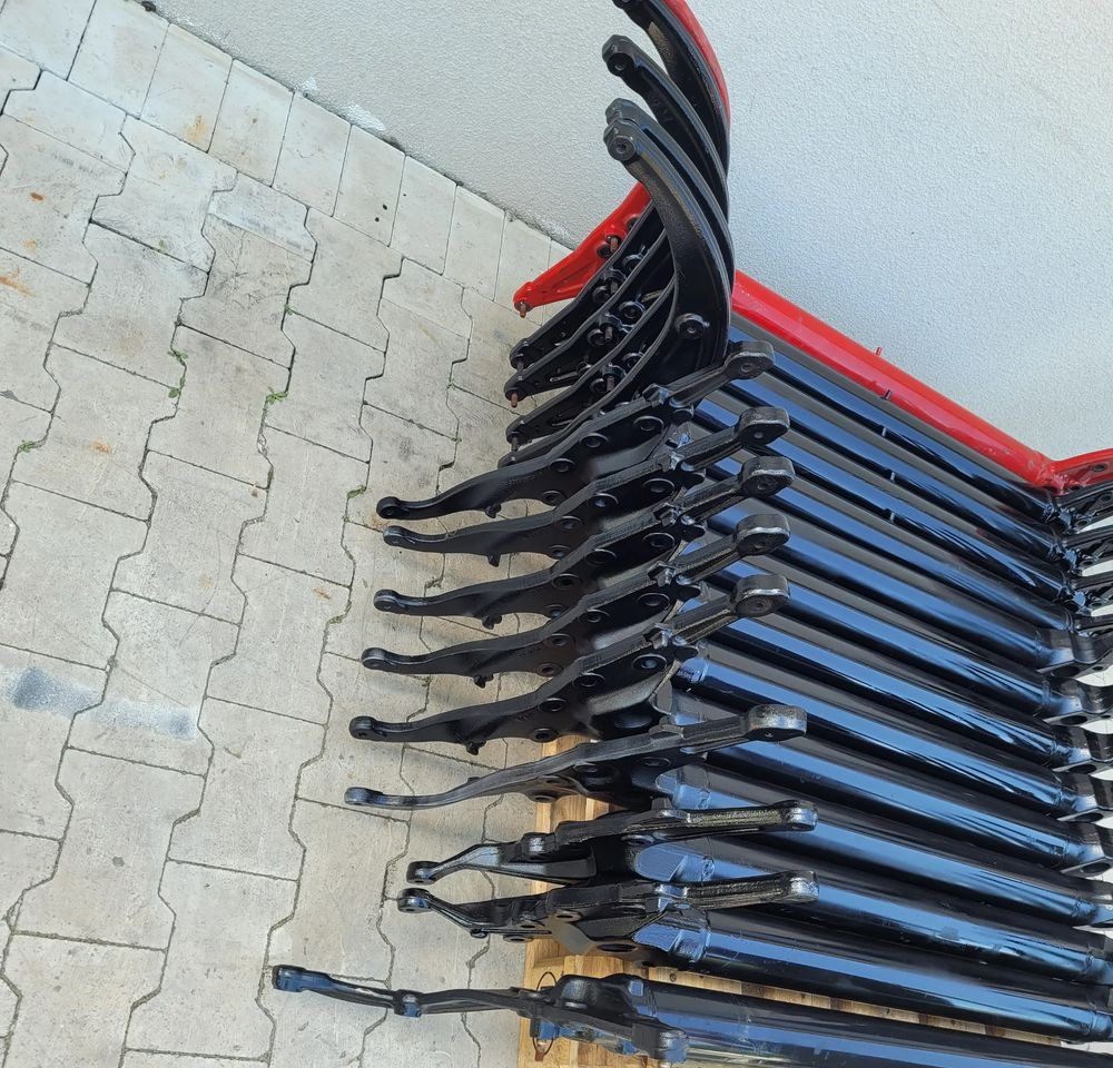 BELKA ROGACZ MOCOWANIE MAN TGX TGS E5 E6 - Virsbūve un ārpuse - Kravas automašīna: foto 3 BELKA ROGACZ MOCOWANIE MAN TGX TGS E5 E6 - Virsbūve un ārpuse - Kravas automašīna: foto 3