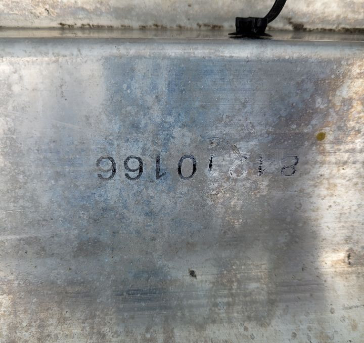 BELKA VOLVO FH4 ORYGINAL - Virsbūve un ārpuse - Kravas automašīna: foto 4 BELKA VOLVO FH4 ORYGINAL - Virsbūve un ārpuse - Kravas automašīna: foto 4