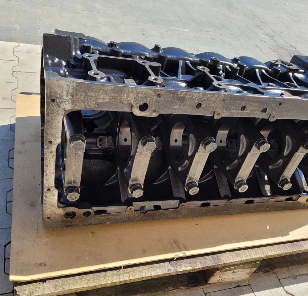 BLOK MAN TGX TGS EURO5 NOWY ORYGINAŁ 51.01101-3401 - Cilindru bloks - Kravas automašīna: foto 5 BLOK MAN TGX TGS EURO5 NOWY ORYGINAŁ 51.01101-3401 - Cilindru bloks - Kravas automašīna: foto 5