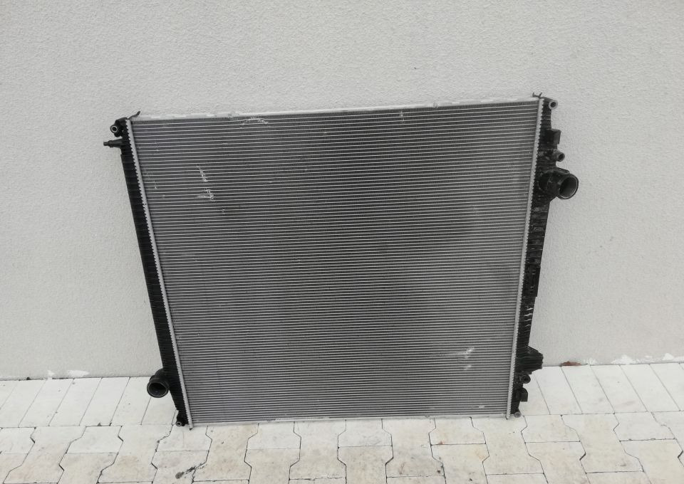 Chłodnica wody MAN TGX EURO6 Mahle - Radiators - Kravas automašīna: foto 1 Chłodnica wody MAN TGX EURO6 Mahle - Radiators - Kravas automašīna: foto 1