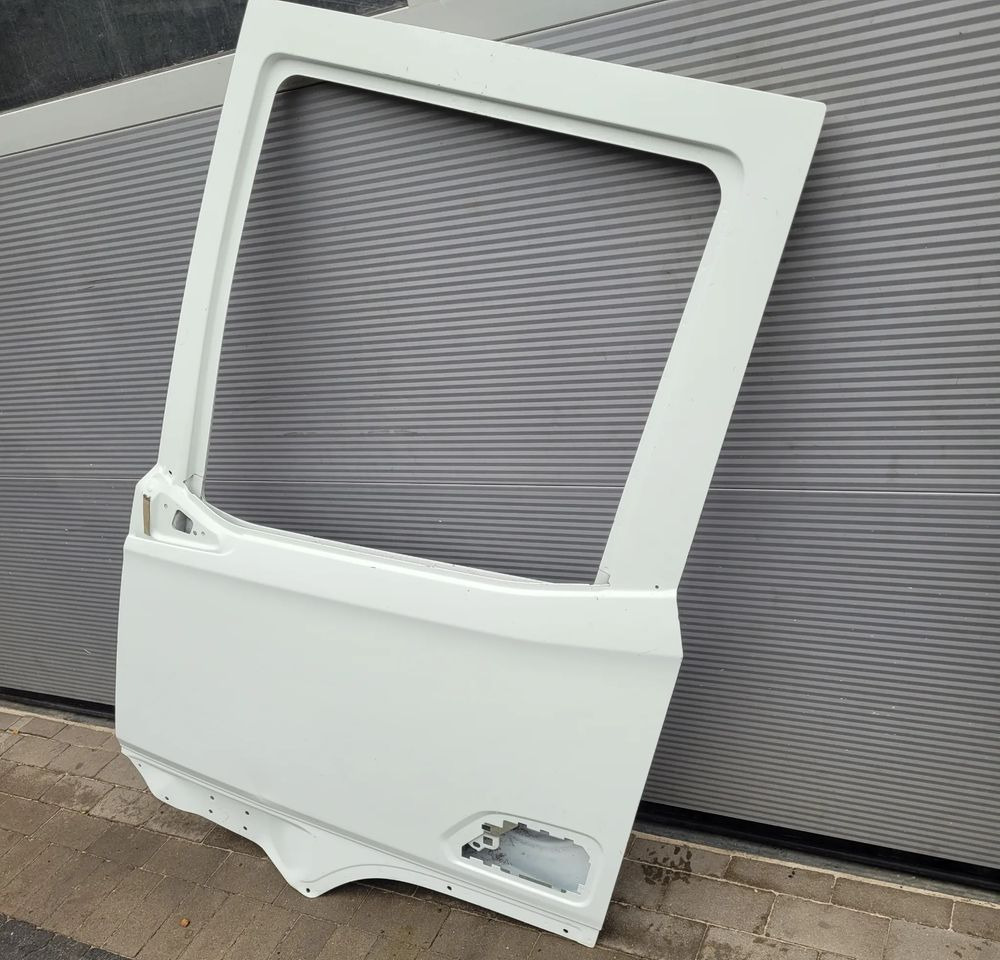 DRZWI DAF XG XG XF NM.LEWE ORYGINAŁ NIEMALOWANE CHWALIM116 - Virsbūve un ārpuse - Kravas automašīna: foto 3 DRZWI DAF XG XG XF NM.LEWE ORYGINAŁ NIEMALOWANE CHWALIM116 - Virsbūve un ārpuse - Kravas automašīna: foto 3